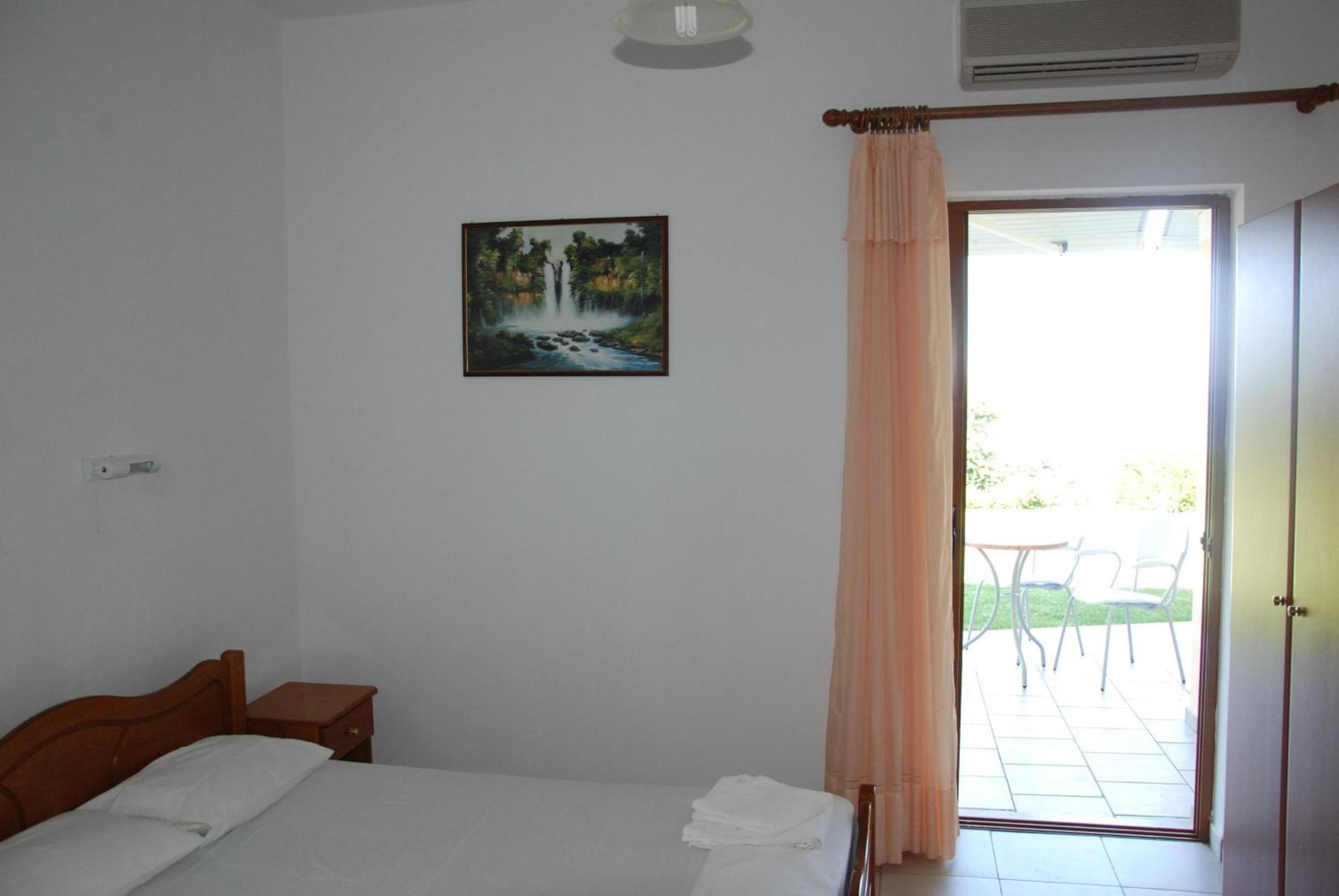 Artolithia Apartments Ríza 객실 사진